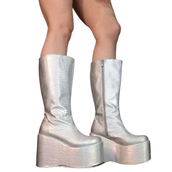 Platform metallic reflective dolls kill Ellie boots size 10 - Picture 3 of 11